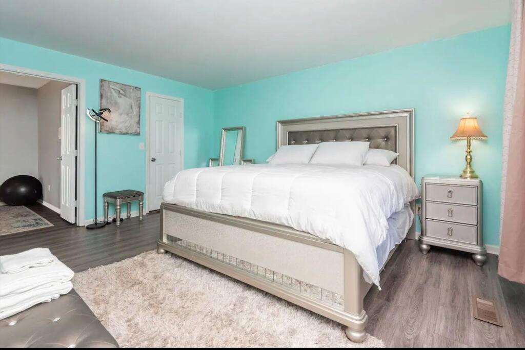 20Min To International Airport! 10Min To Pnc Music! Wifi Appartement Charlotte Buitenkant foto