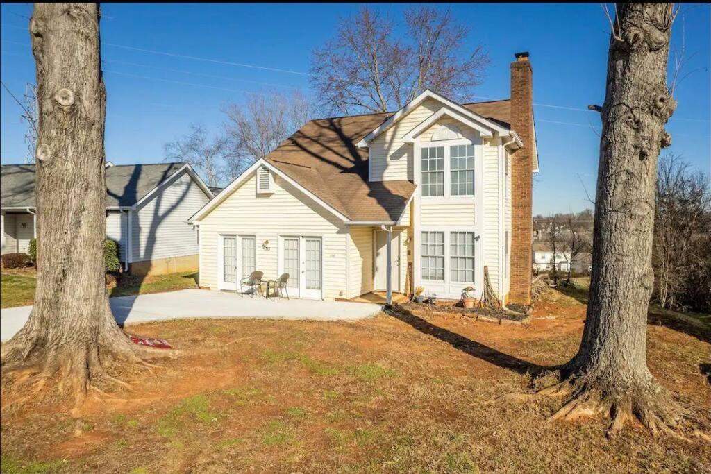 20Min To International Airport! 10Min To Pnc Music! Wifi Appartement Charlotte Buitenkant foto