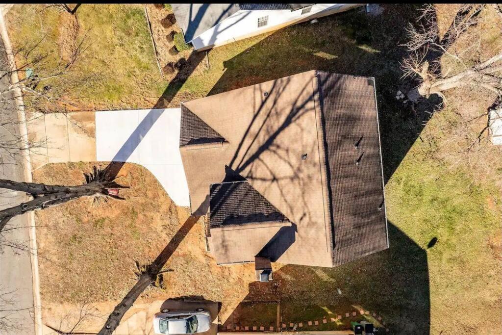 20Min To International Airport! 10Min To Pnc Music! Wifi Appartement Charlotte Buitenkant foto