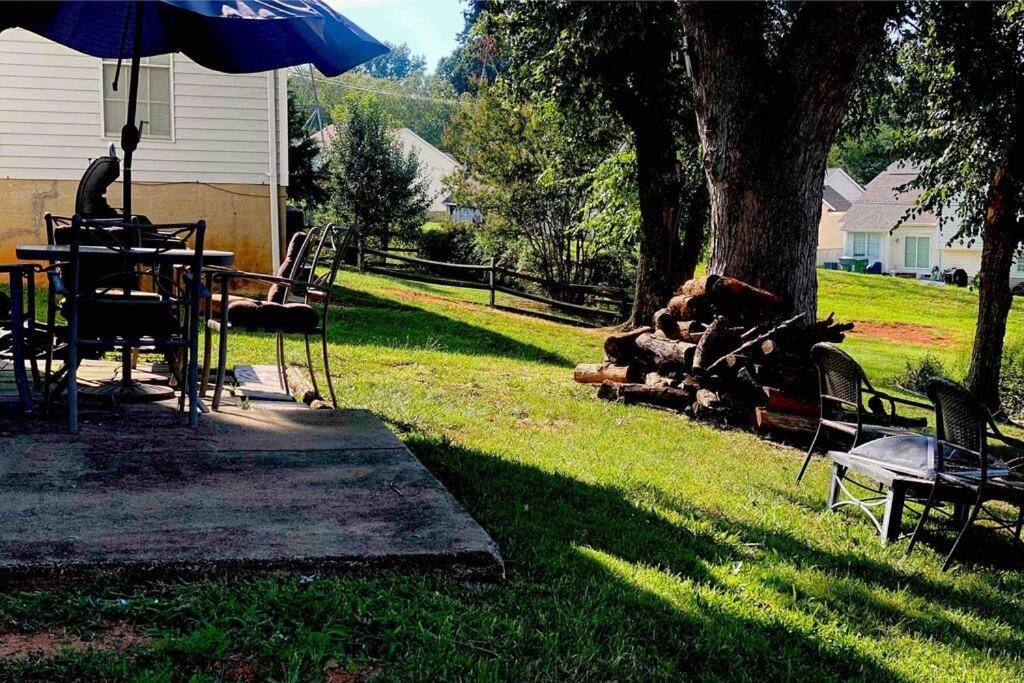 20Min To International Airport! 10Min To Pnc Music! Wifi Appartement Charlotte Buitenkant foto